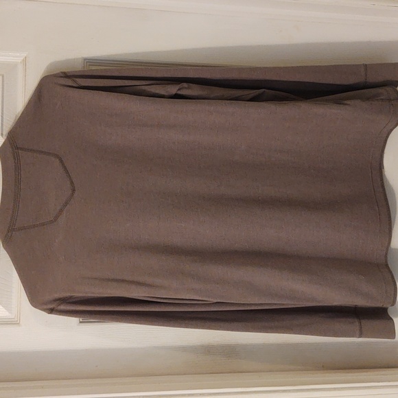 1 for $15, 2 for $25, 3 for $30 - Eddie Bauer long sleeve Henley - green - Picture 3 of 3